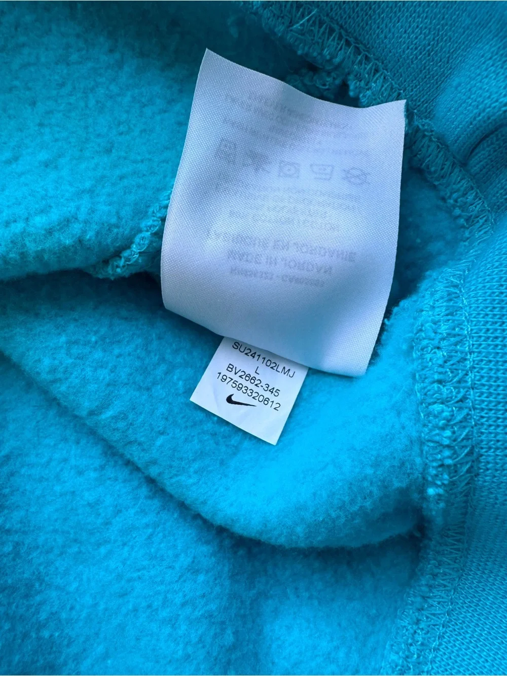 Nike Men’s Turquoise Crewneck Sweatshirt with White Logo